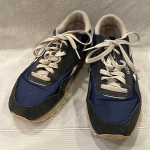 Vintage 90s Classic Reeboks Men’s 7